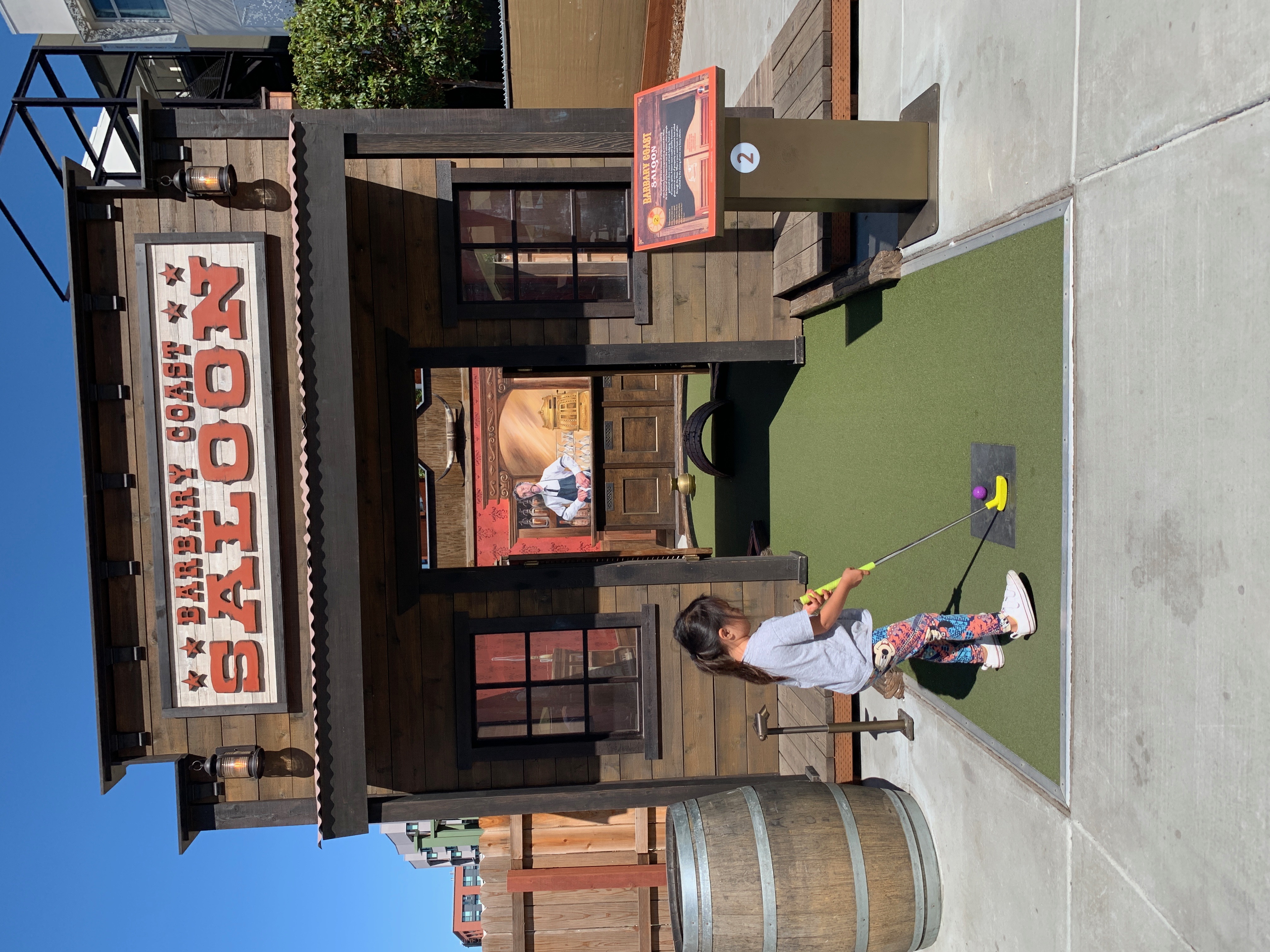 putting at stagecoach greens in san francisco california