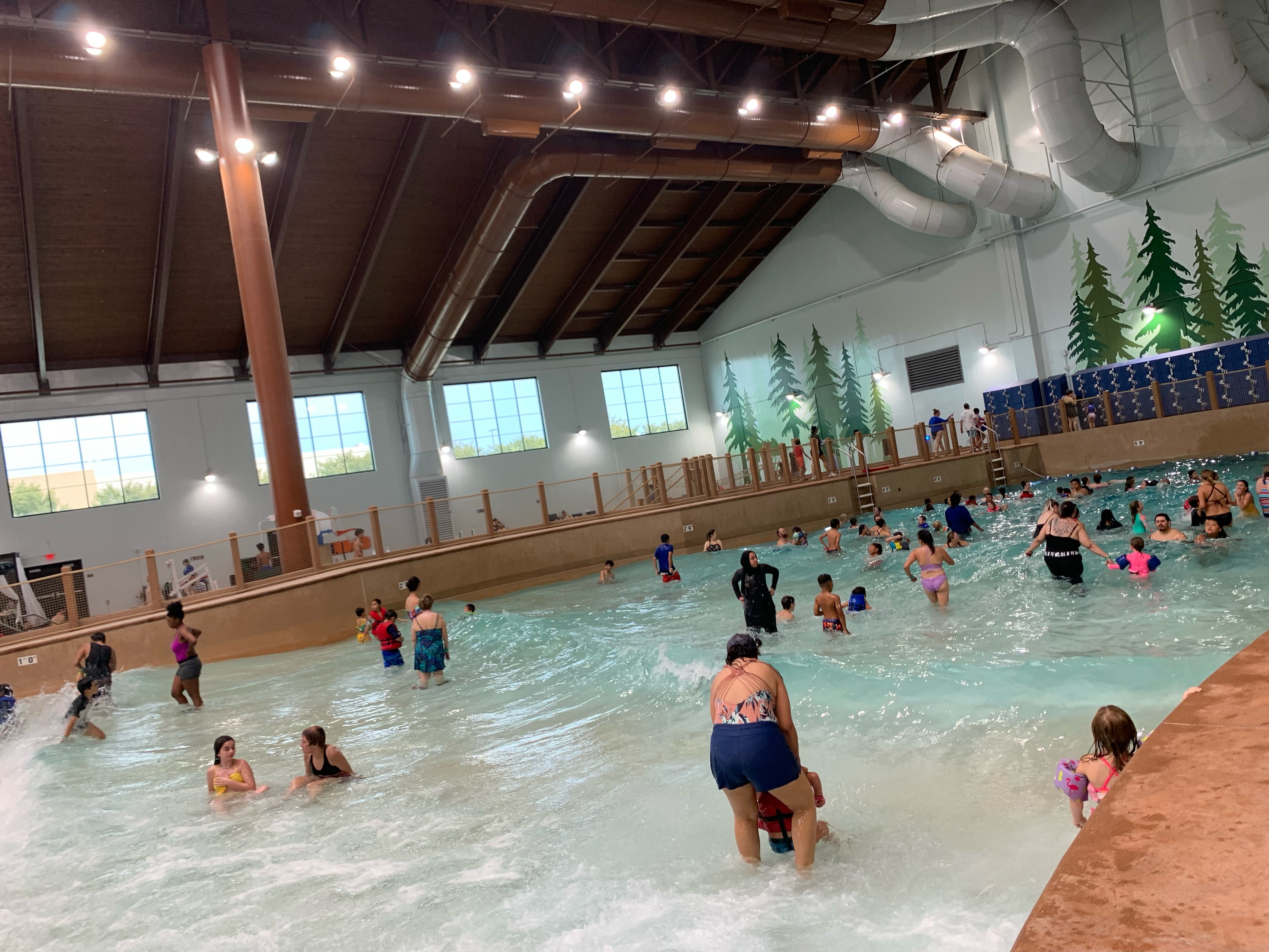 wave pool at Great Wolf Lodge in Manteca, California