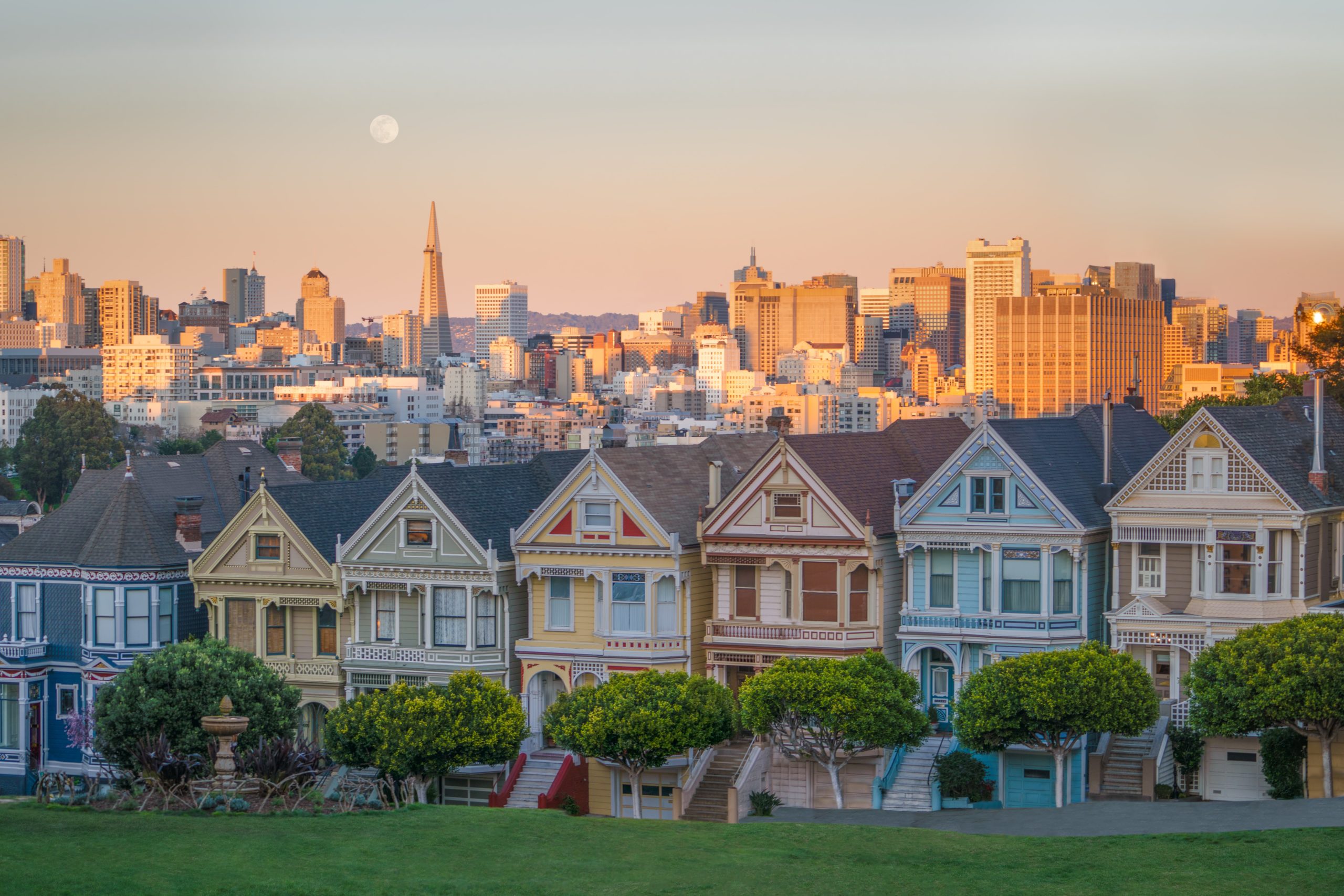 the painted ladies at sunset in San Francisco California