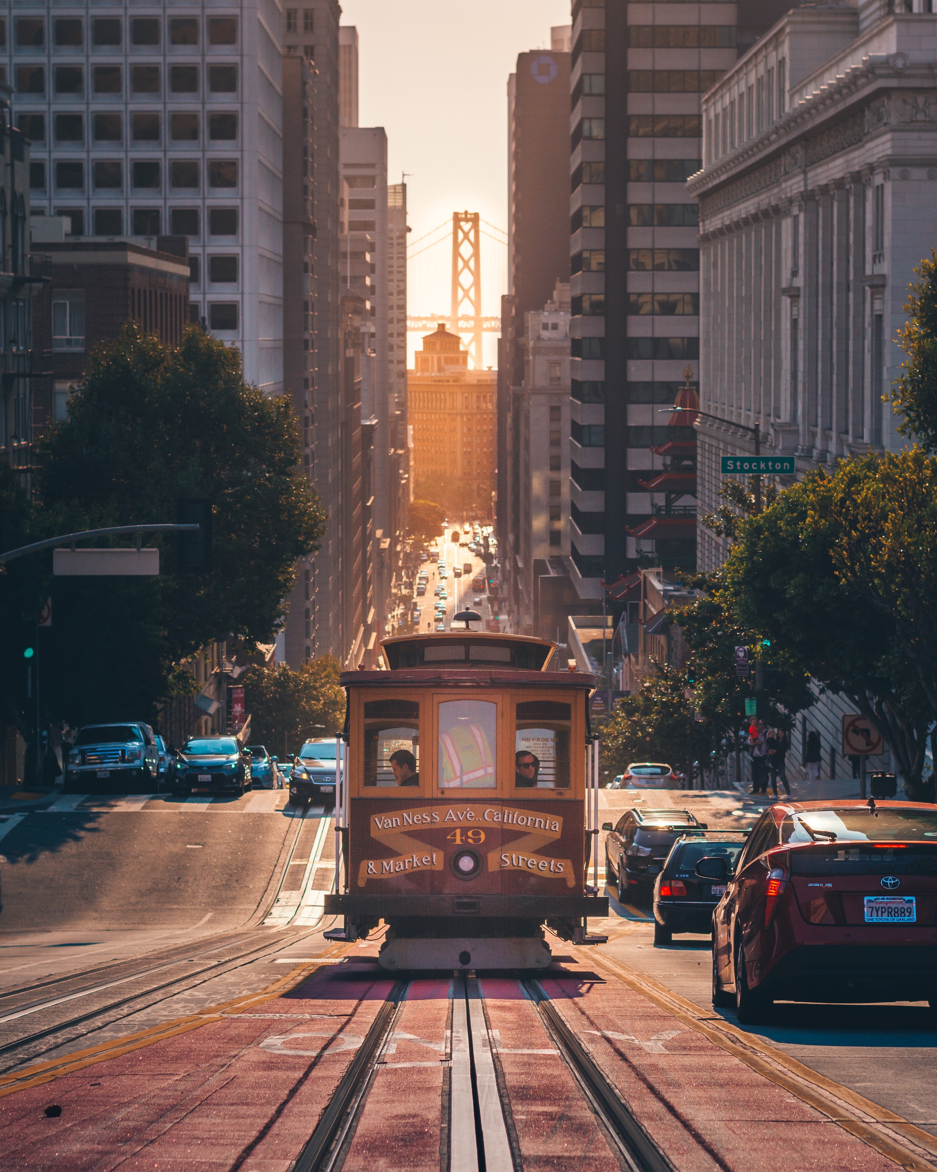 cable car in san francisco